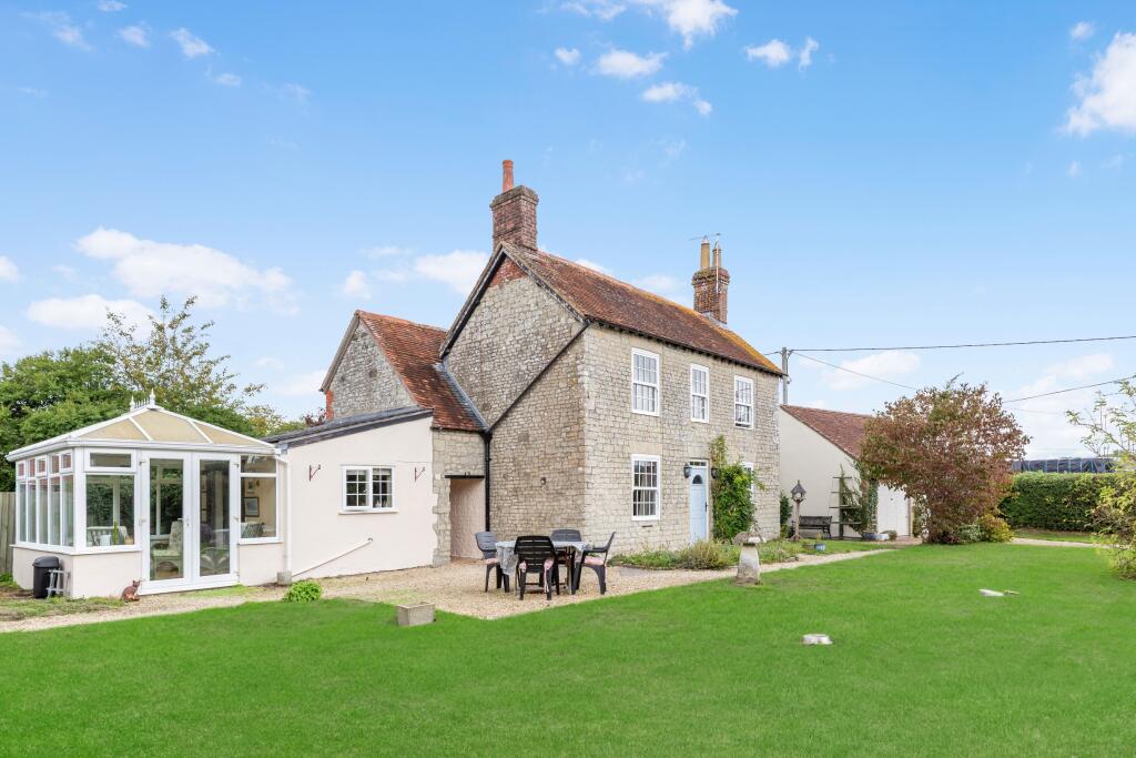 Main image of property: Shaftesbury Road, Mere