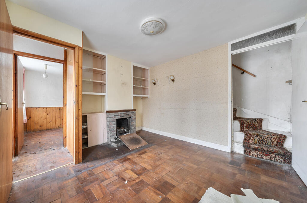 House in Northampton - View 3