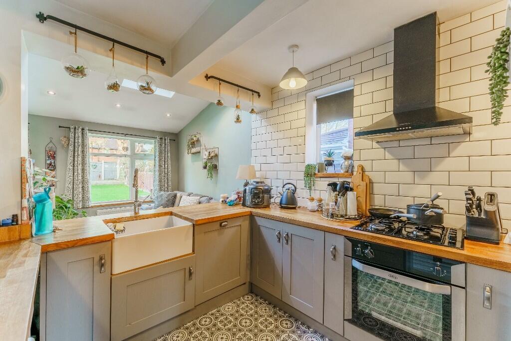 College Road, Castleford, West Yorkshire, WF10 photo 4