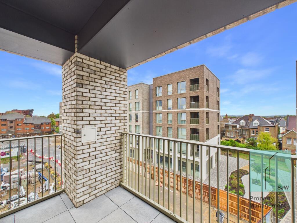 Apartment in London - View 4