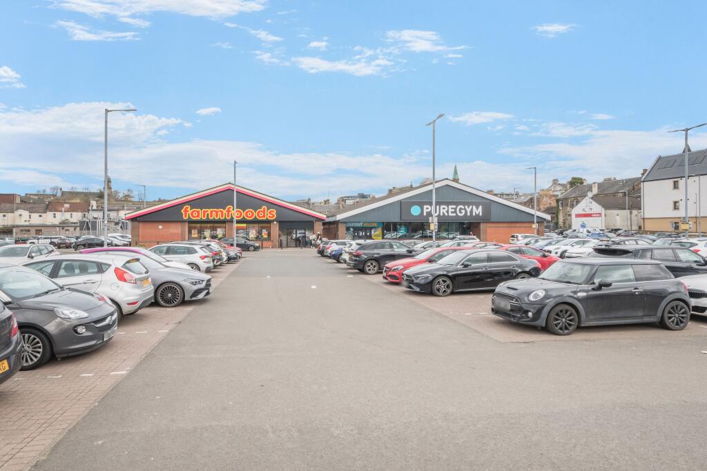Farmfoods, 8 Manse Place, Airdrie, Scotland, ML6 0AN