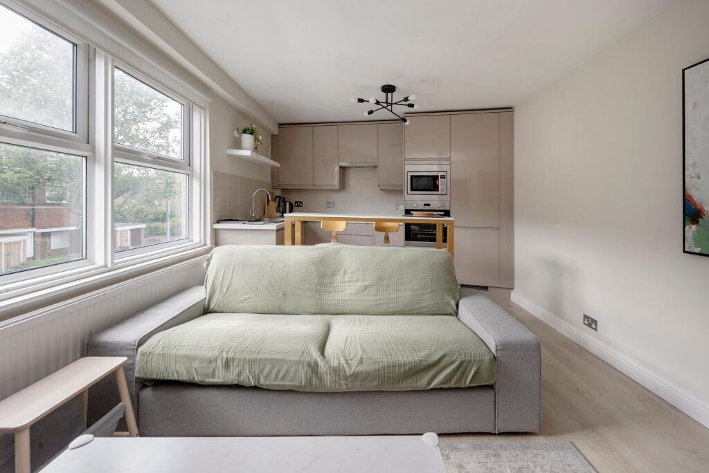 Main image of property: Ruston Mews, Notting Hill, W11