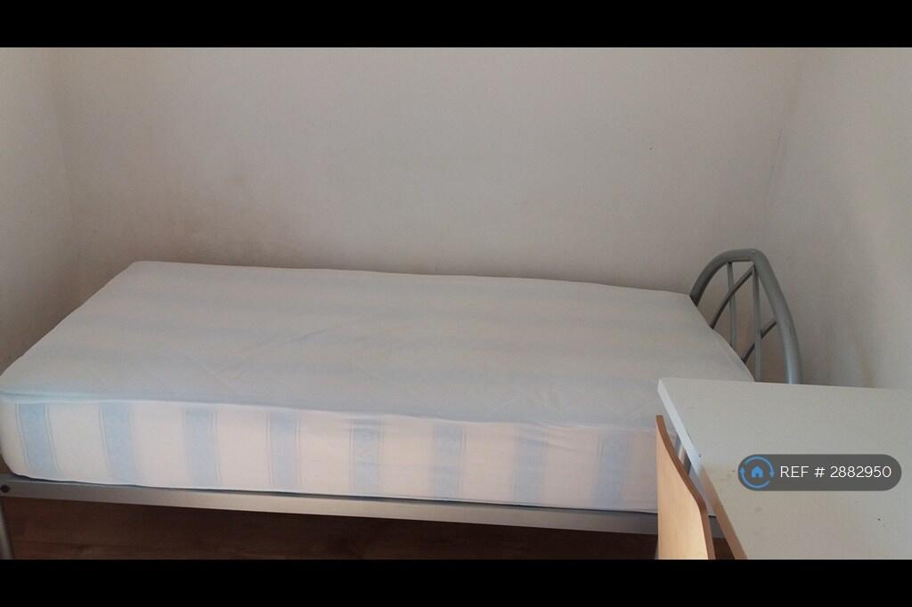 Main image of property: Crewe Place, London, NW10