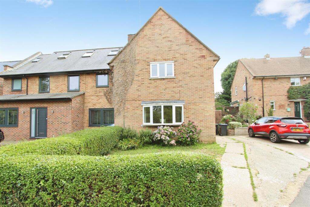 Main image of property: Glenbrook South, Enfield