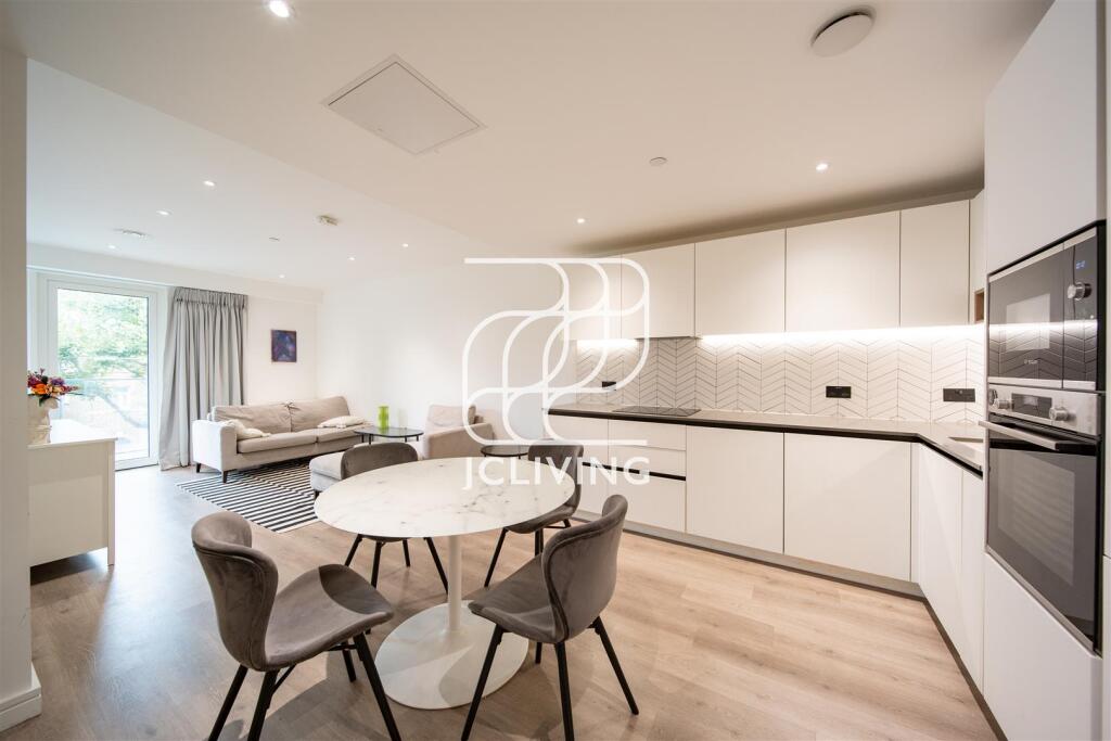 Main image of property: Glenthorne Road, London