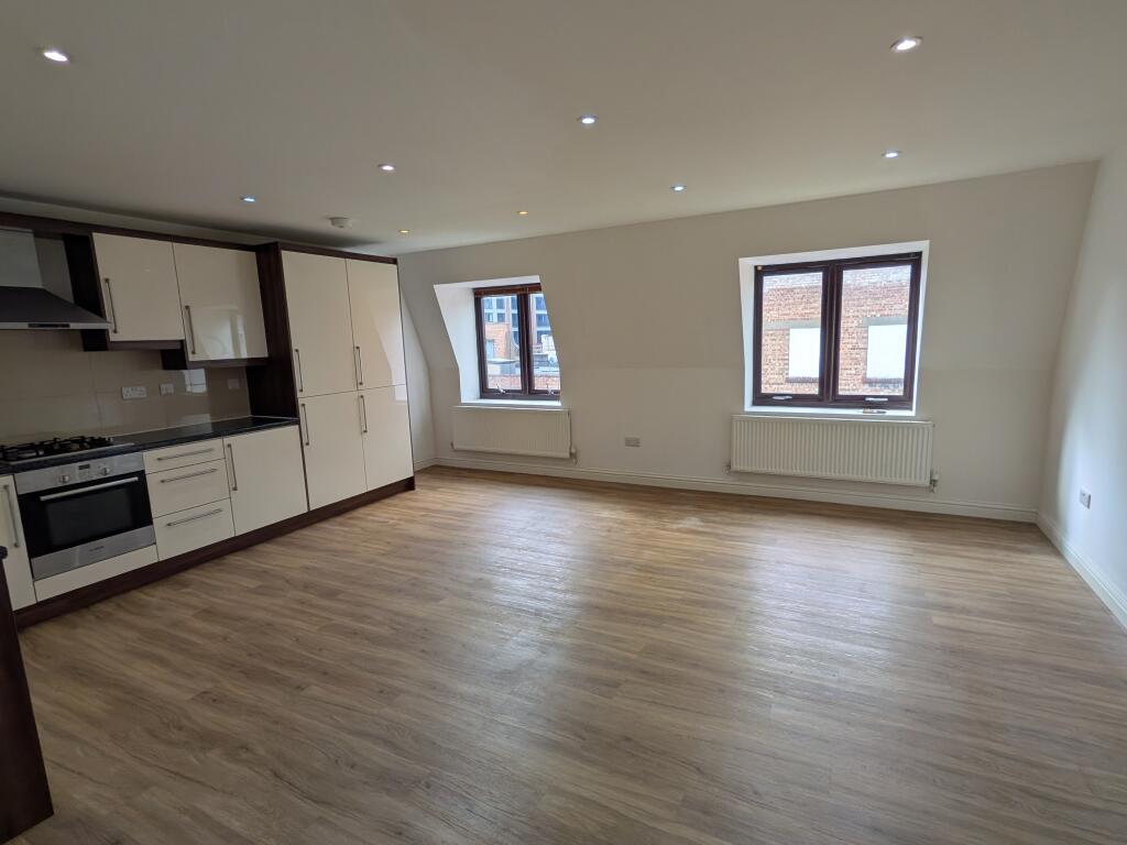 Apartment in Reigate and Banstead, Earlswood - View 4