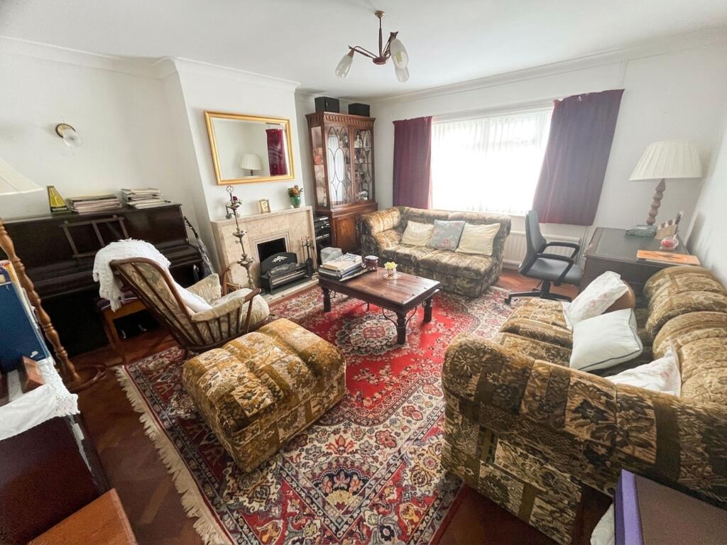 House in Pontyclun, Llantrisant - View 4