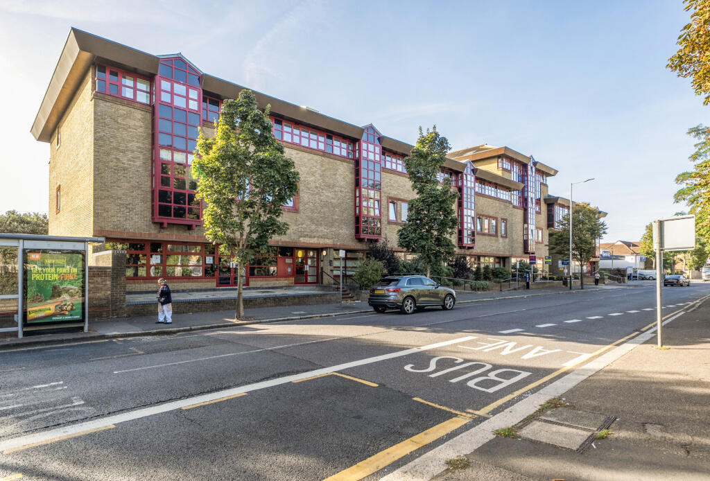 Main image of property: London Road, Romford, RM7