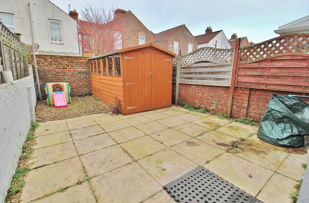 House in Portsmouth - View 5