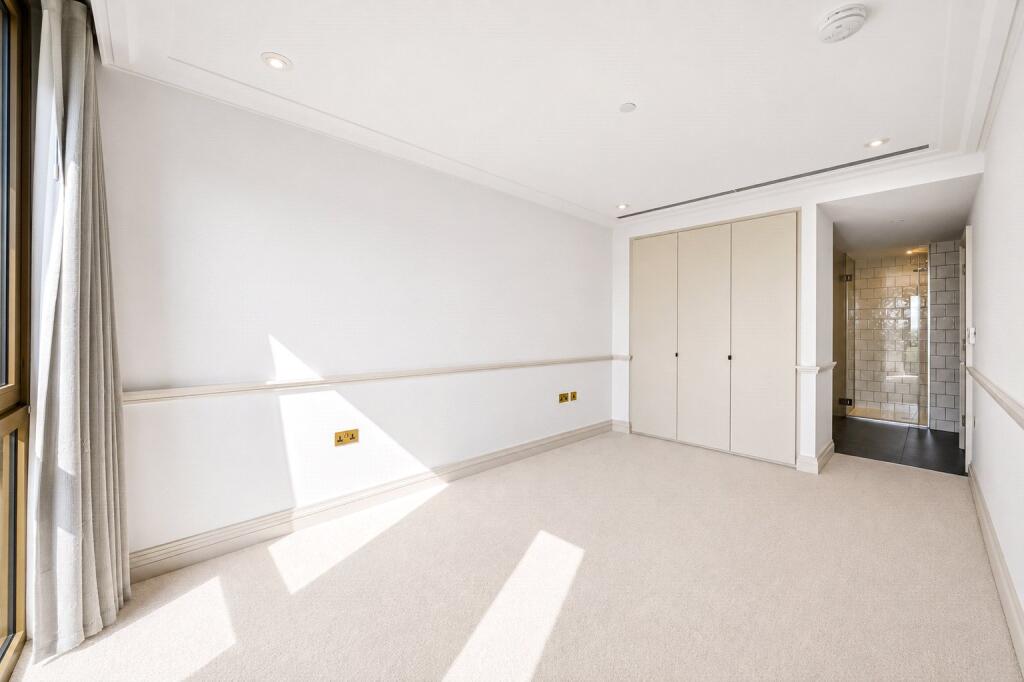 Apartment in London - More