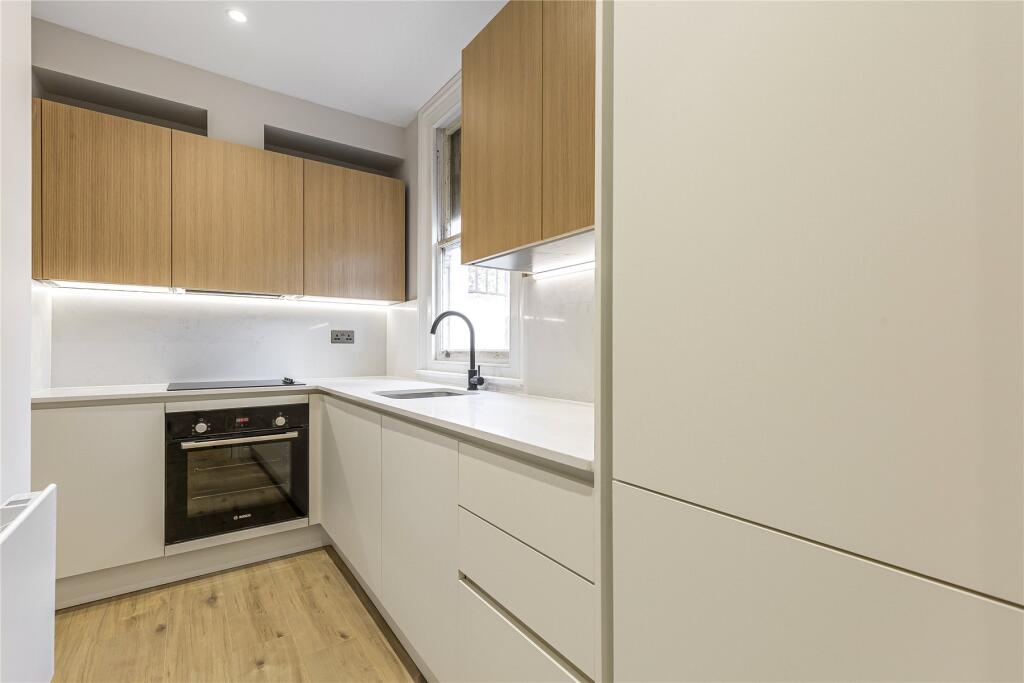 Main image of property: Queens Road, Richmond, TW10