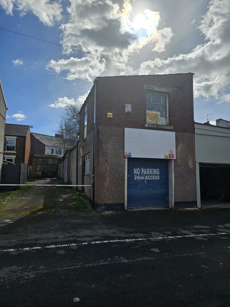 Main image of property: Vernon Street Works, Vernon Street, Hyde, Tameside, SK14 1QH