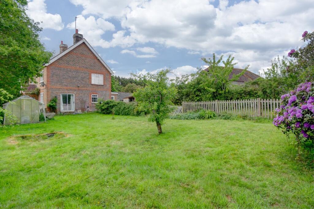 The Causeway, Bodle Street Green, BN27 photo 4