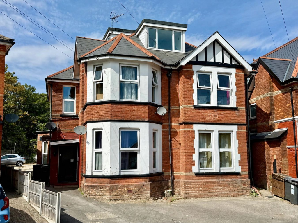 Main image of property: 4 Westbourne Park Road, Westbourne, BH4