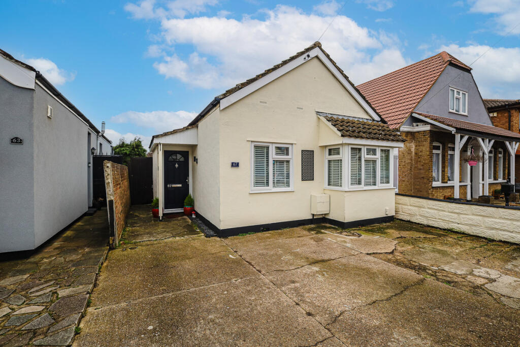 Main image of property: Lonsdale Road, Southend-on-sea, SS2