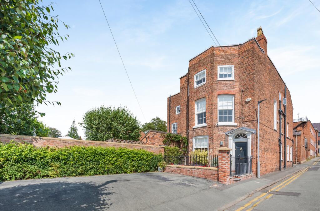 Main image of property: Grey Friars, Chester, Cheshire