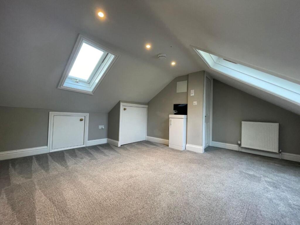 House in Brighton - View 2