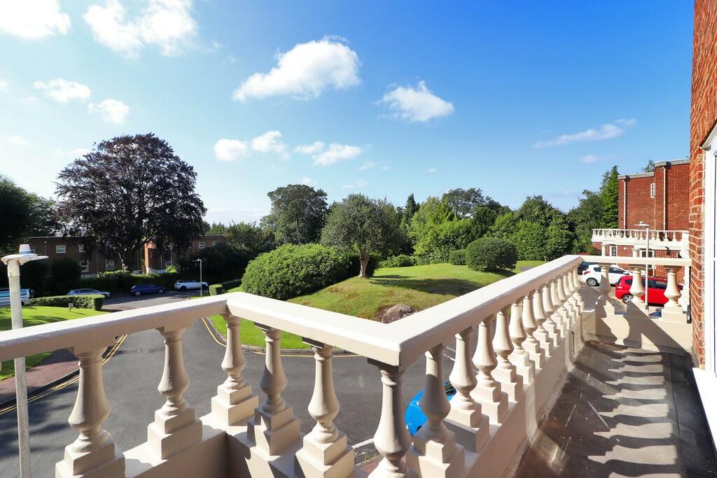House in Tonbridge - View 2