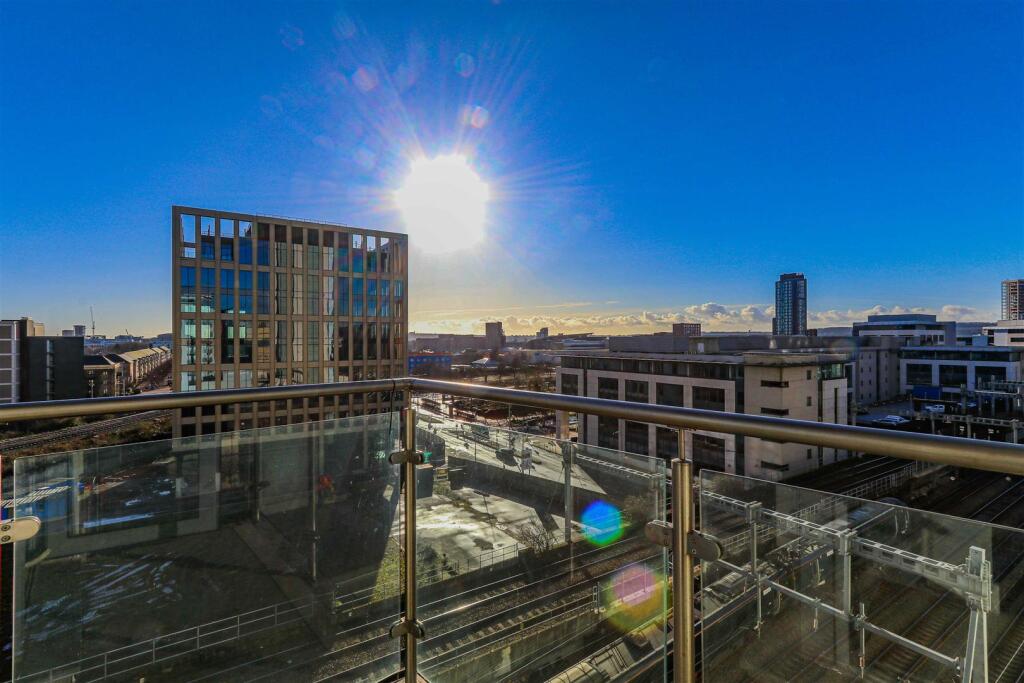 Apartment in Cardiff - View 5