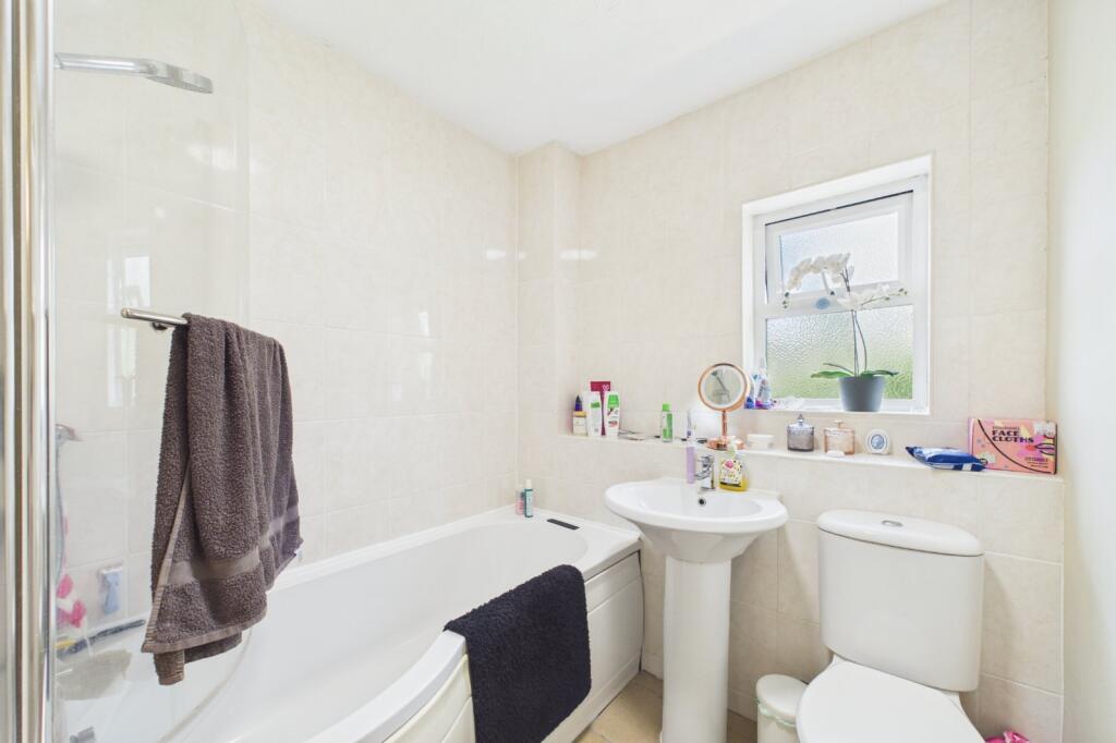Simkins Close, Winkfield Row, Bracknell, Berkshire, RG42 - View 5