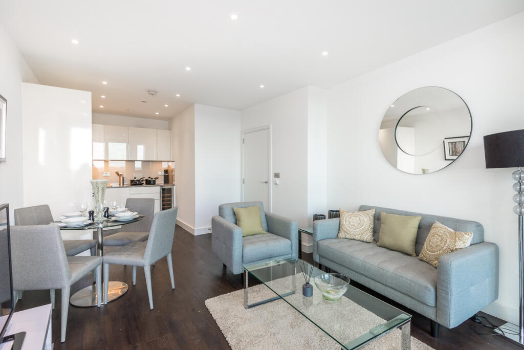 Apartment in London - View 2