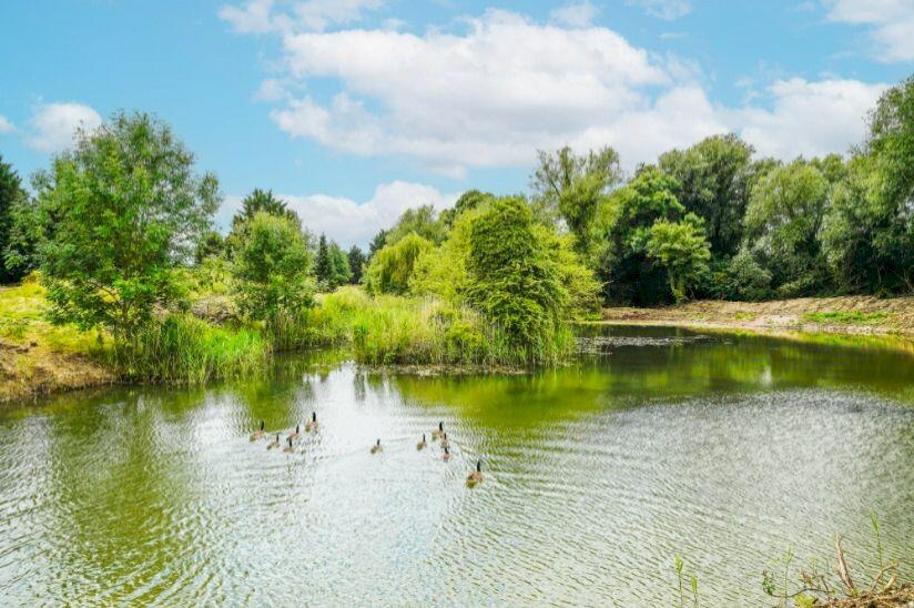 Holiday Lodges Available , Faringdon Grange Holiday Lodge Park, Great Coxwell Road, Faringdon , Oxfordshire, SN7 7LU - View 3