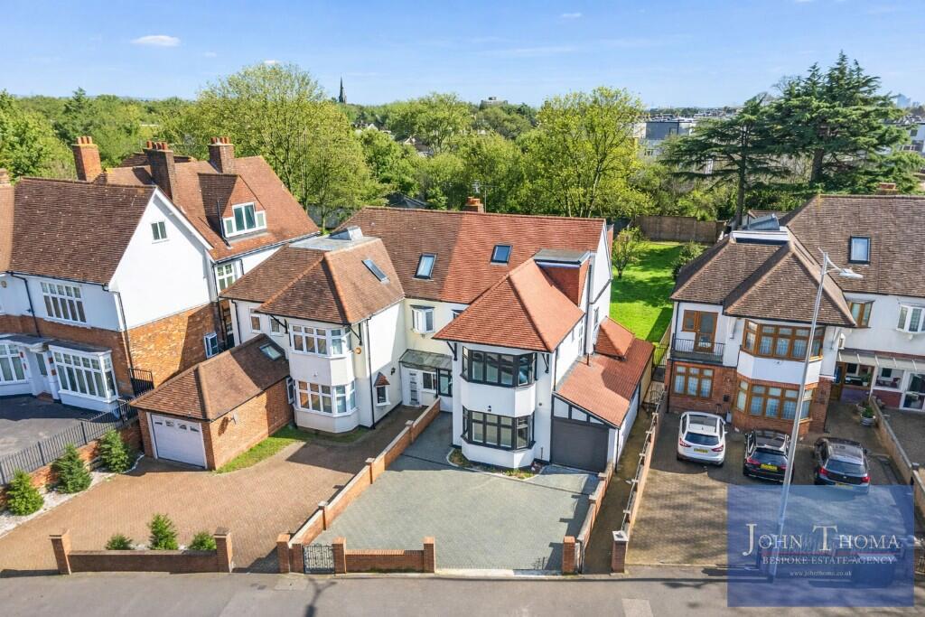 Main image of property: Hollybush Hill, Snaresbrook, E11