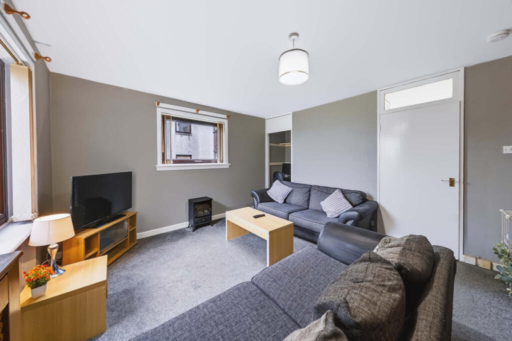 House in Dundee, Pitalpin, Menzieshill - View 5