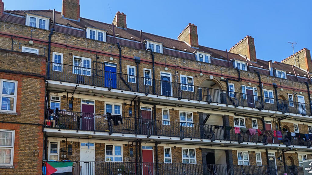 Main image of property: Collingwood Street, London, E1