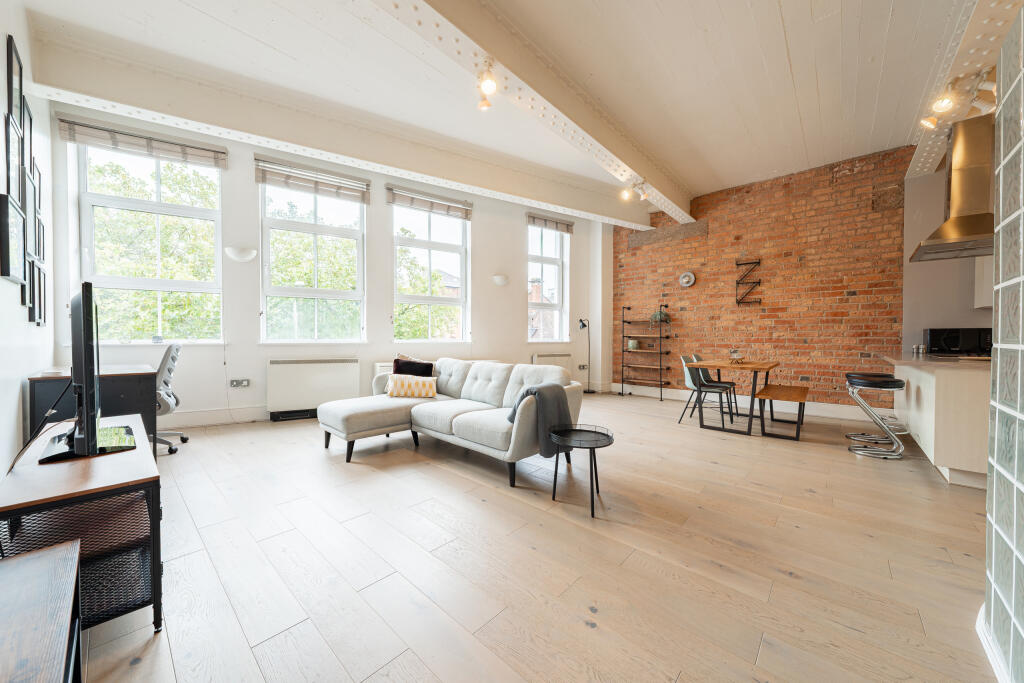 2-bed flat on Stibbe Lofts, 11 Newarke Street, Leicester, Leicestershire, £210,000