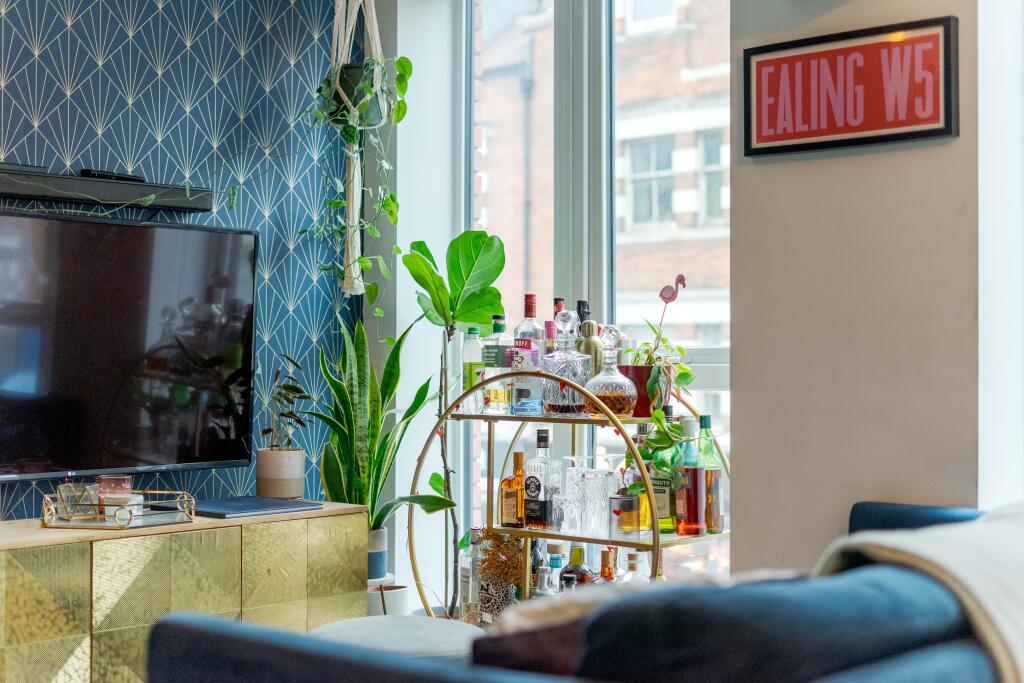 Apartment in London - View 2