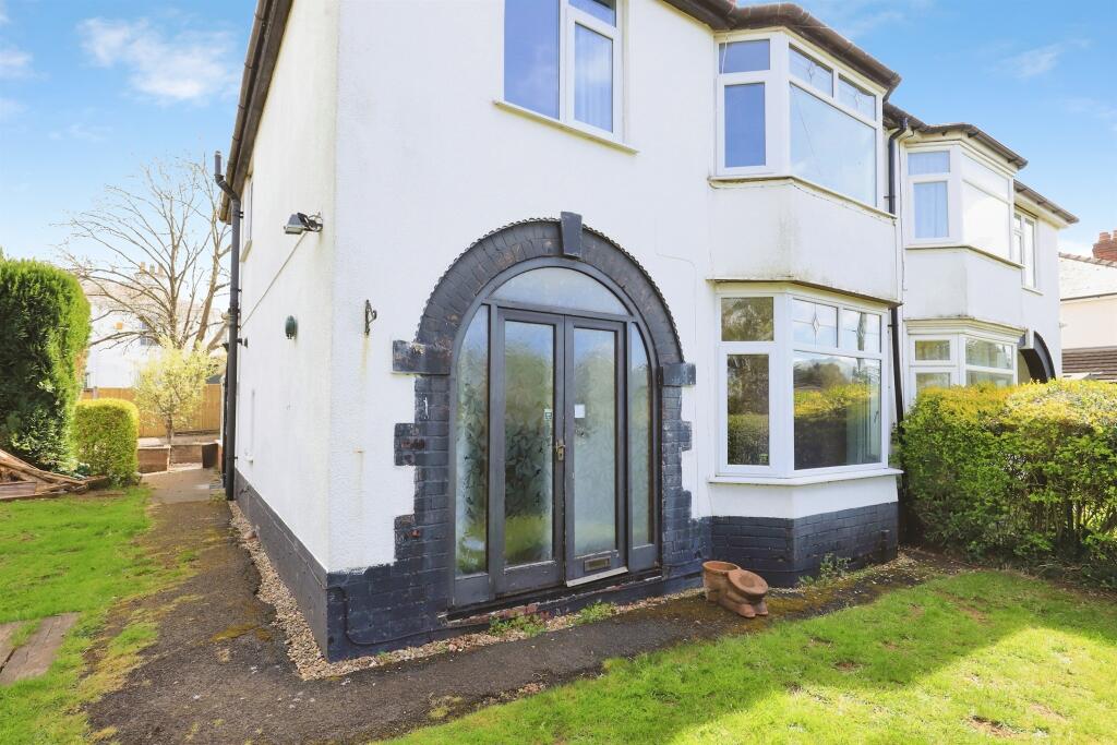 Main image of property: Hoo Road, Kidderminster