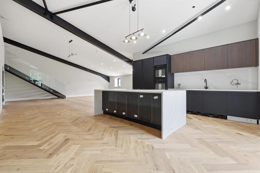House in East Hertfordshire, Hormead - View 2
