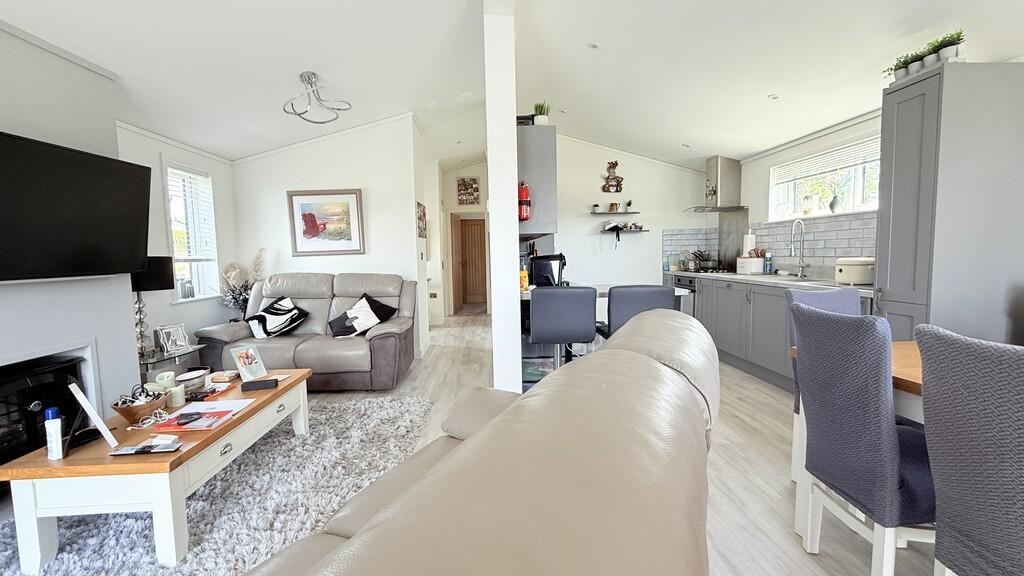 House in Edingworth Road - More