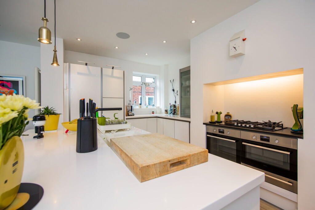 House in Tunbridge Wells, High Brooms, St James - View 4