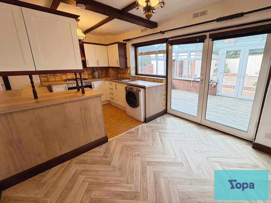 House in Stoke-on-Trent - View 5