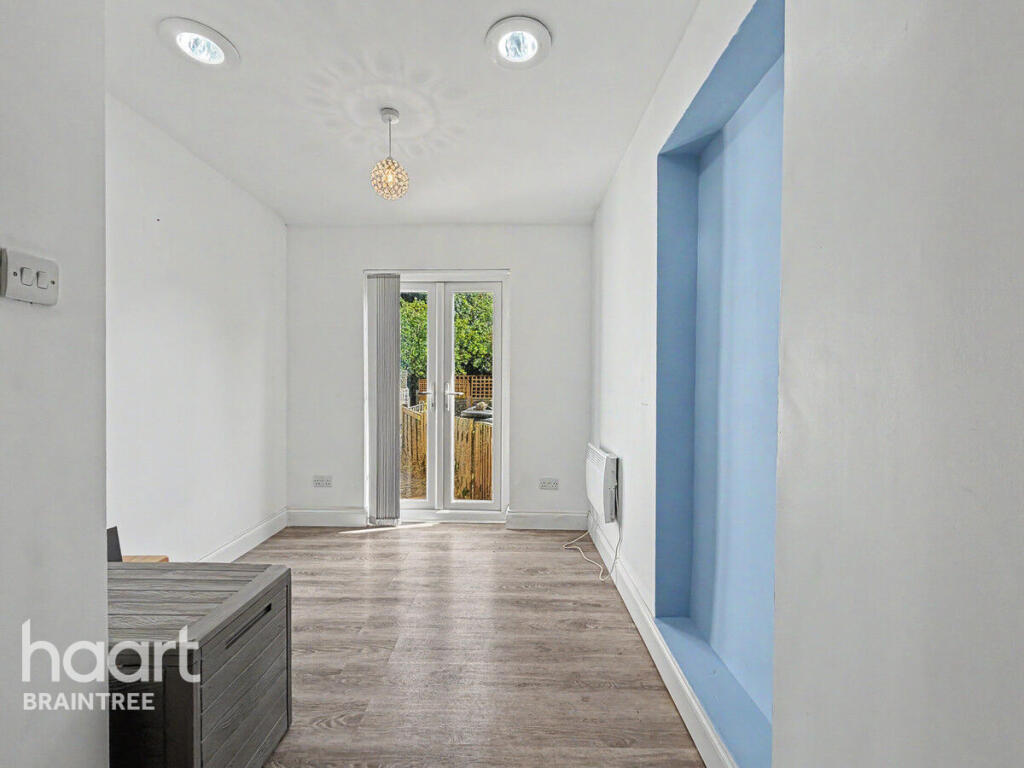 Apartment in Braintree, Essex - More