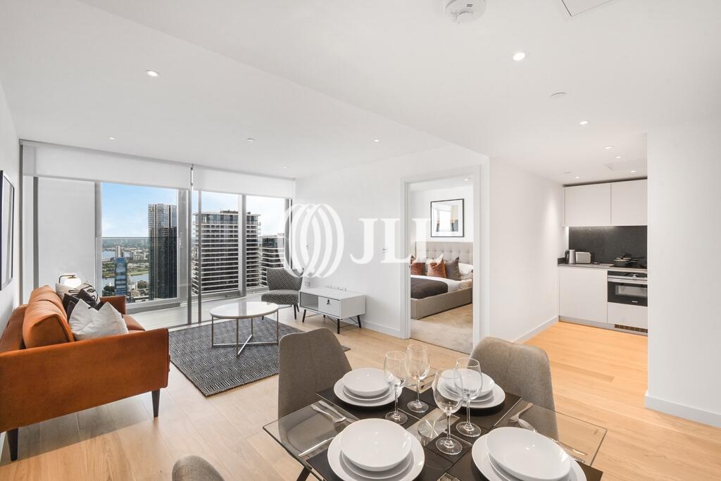 Main image of property: Landmark Pinnacle, Marsh Wall E14