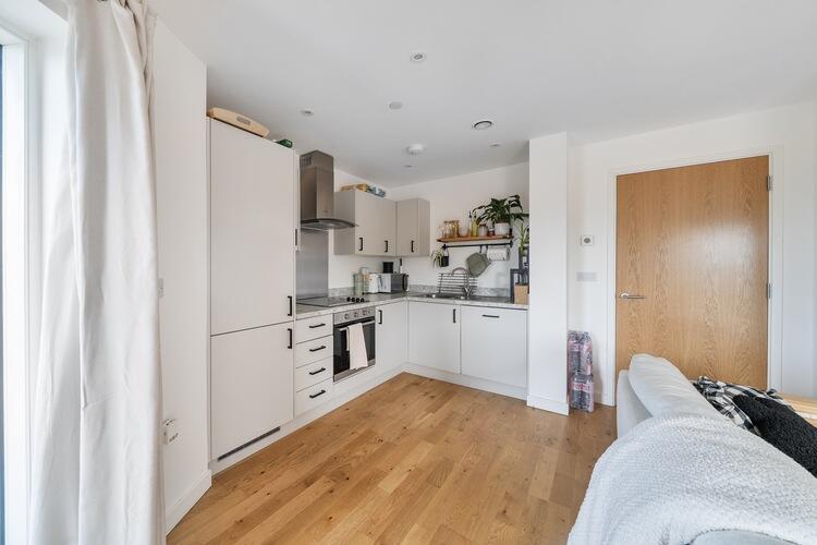 Apartment in Oxford, Temple Cowley, Cowley - View 3