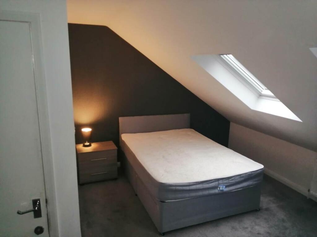 Main image of property: Stanhope Drive (Room 6), Horsforth, Leeds