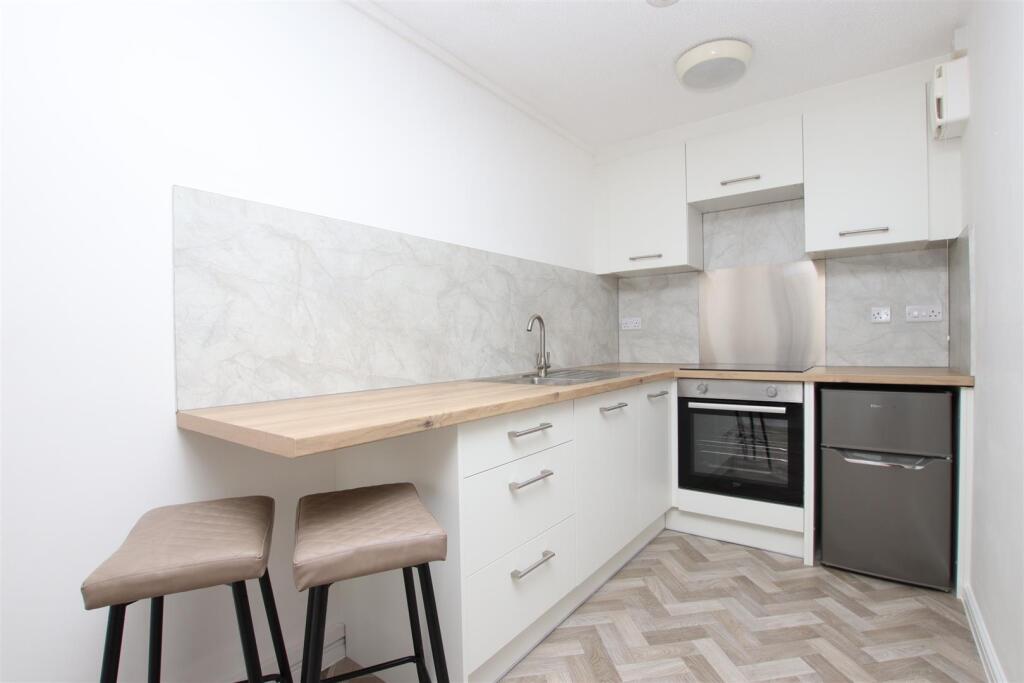 Main image of property: Bedford Street, Bath, BA1