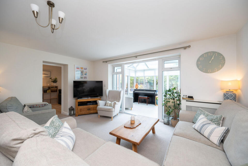 House in Redhill - View 4