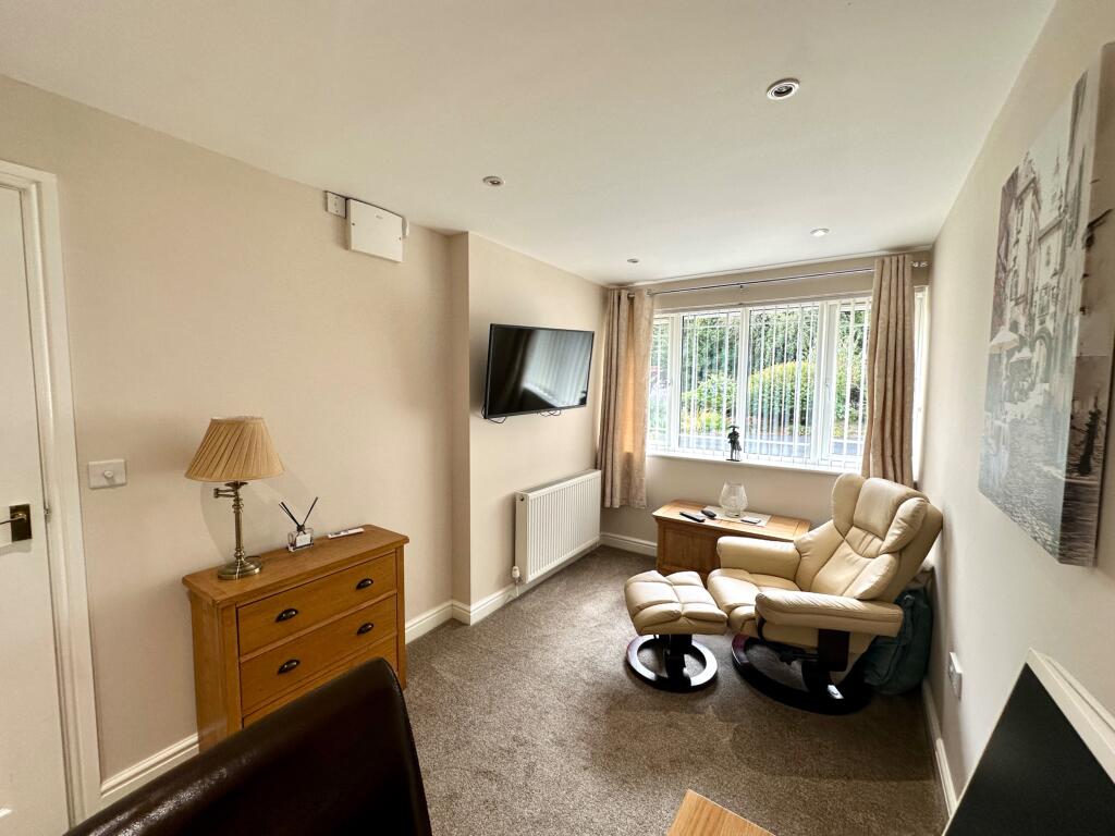 House in Walsall - View 3