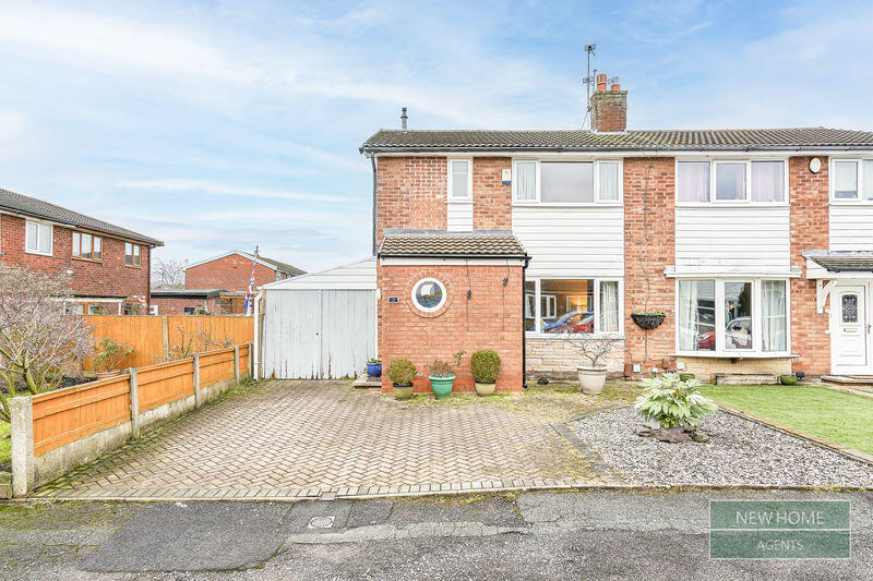 Main image of property: Edgemoor Close Radcliffe, Manchester, M26 3NQ