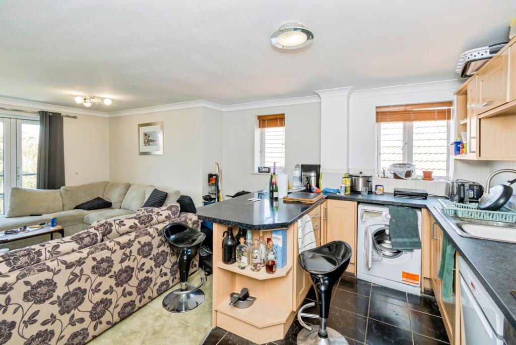 Apartment in Southampton, Western Docks, Hill - View 5
