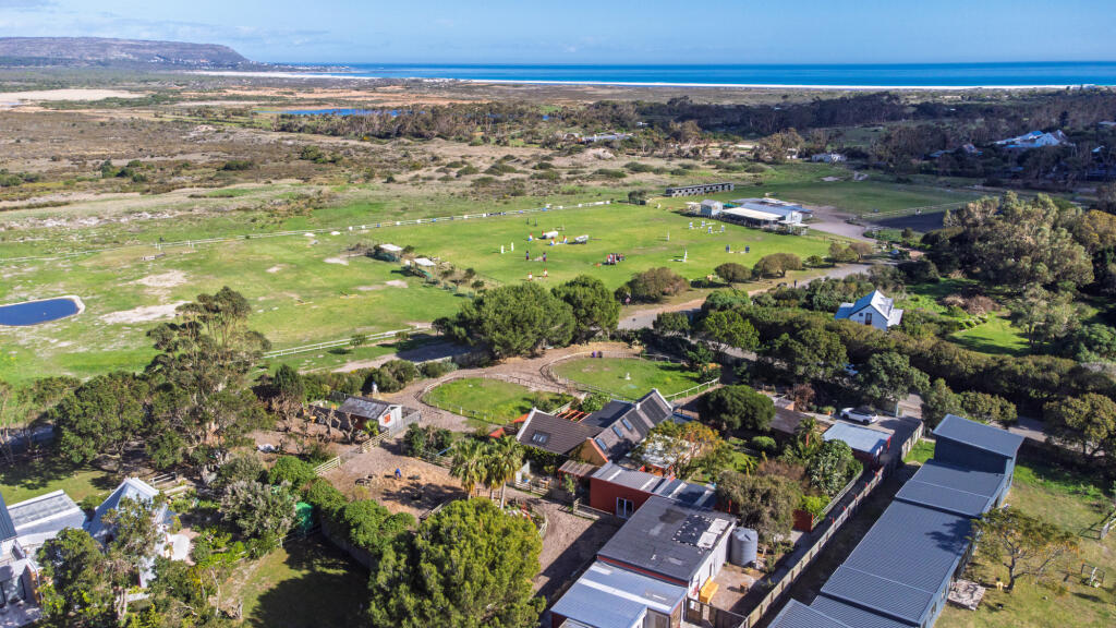 Main image of property: South Africa, Western Cape, Meadowsteads