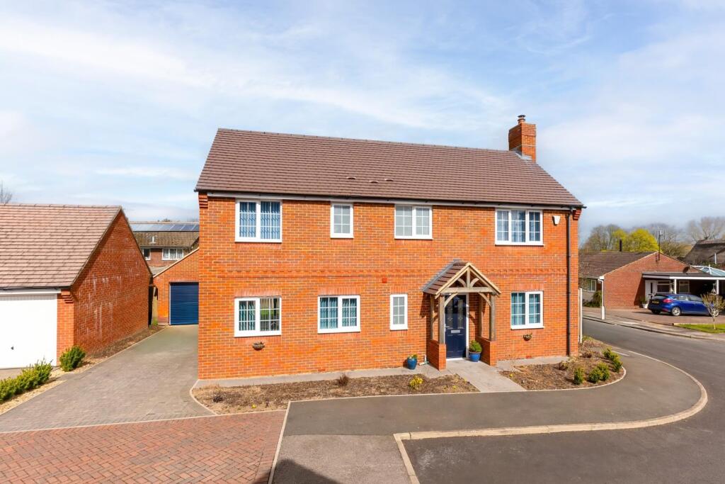 Main image of property: The Mead, Soulbury, Leighton Buzzard