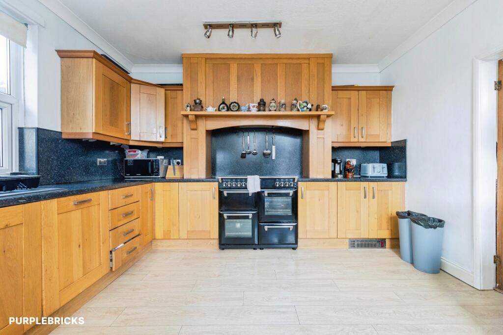 House in Stockton-on-Tees - More