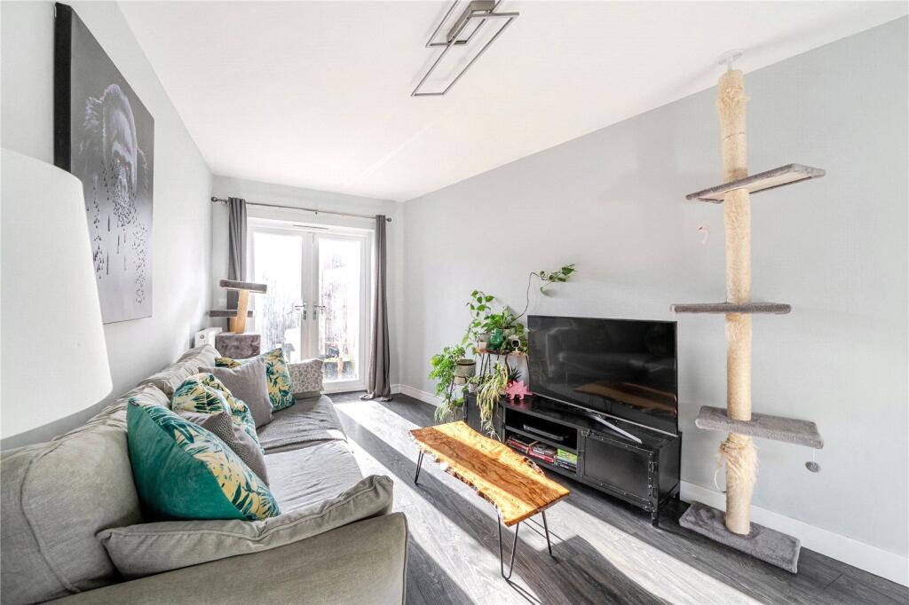 House in Reading, Whitley Wood - View 4