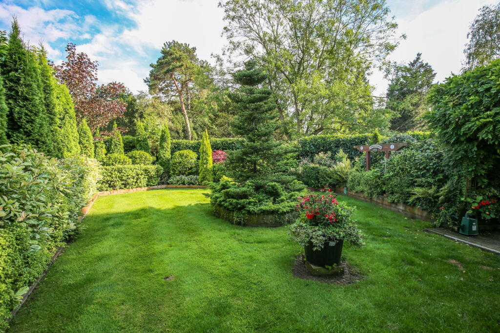Kirklevington Grange, Yarm, TS15 9LL photo 3